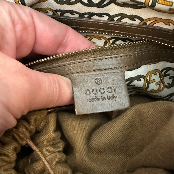 Gucci brit hobo bag in fur - Picture 8 of 13